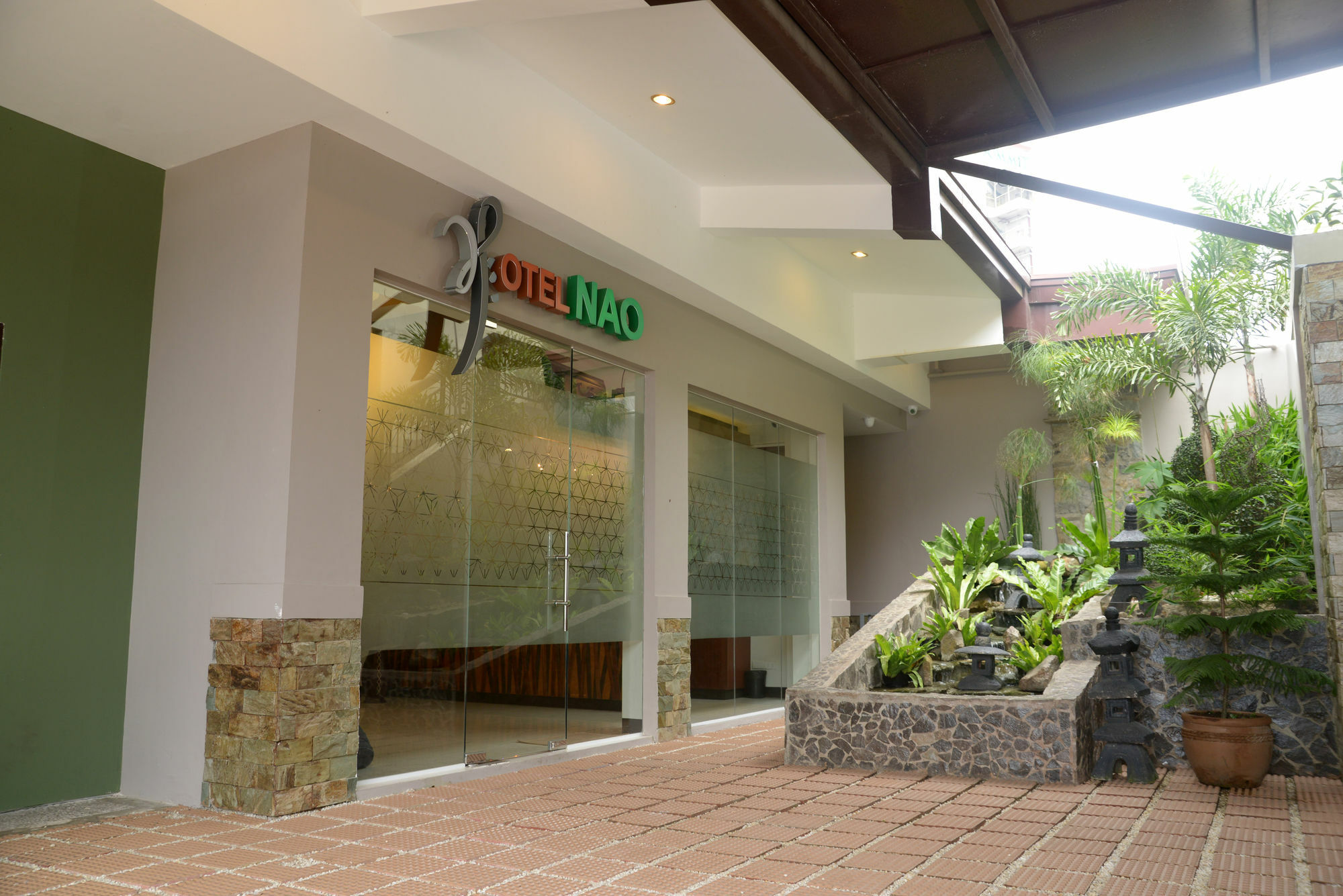Nao Hotel Tagaytay City Exterior photo